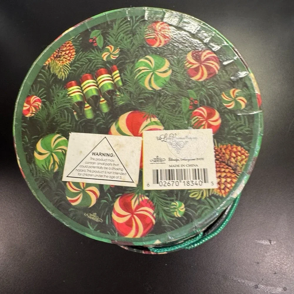 Vintage Round Christmas Gift Box Reusable‎ Hat Storage Green White Plaid