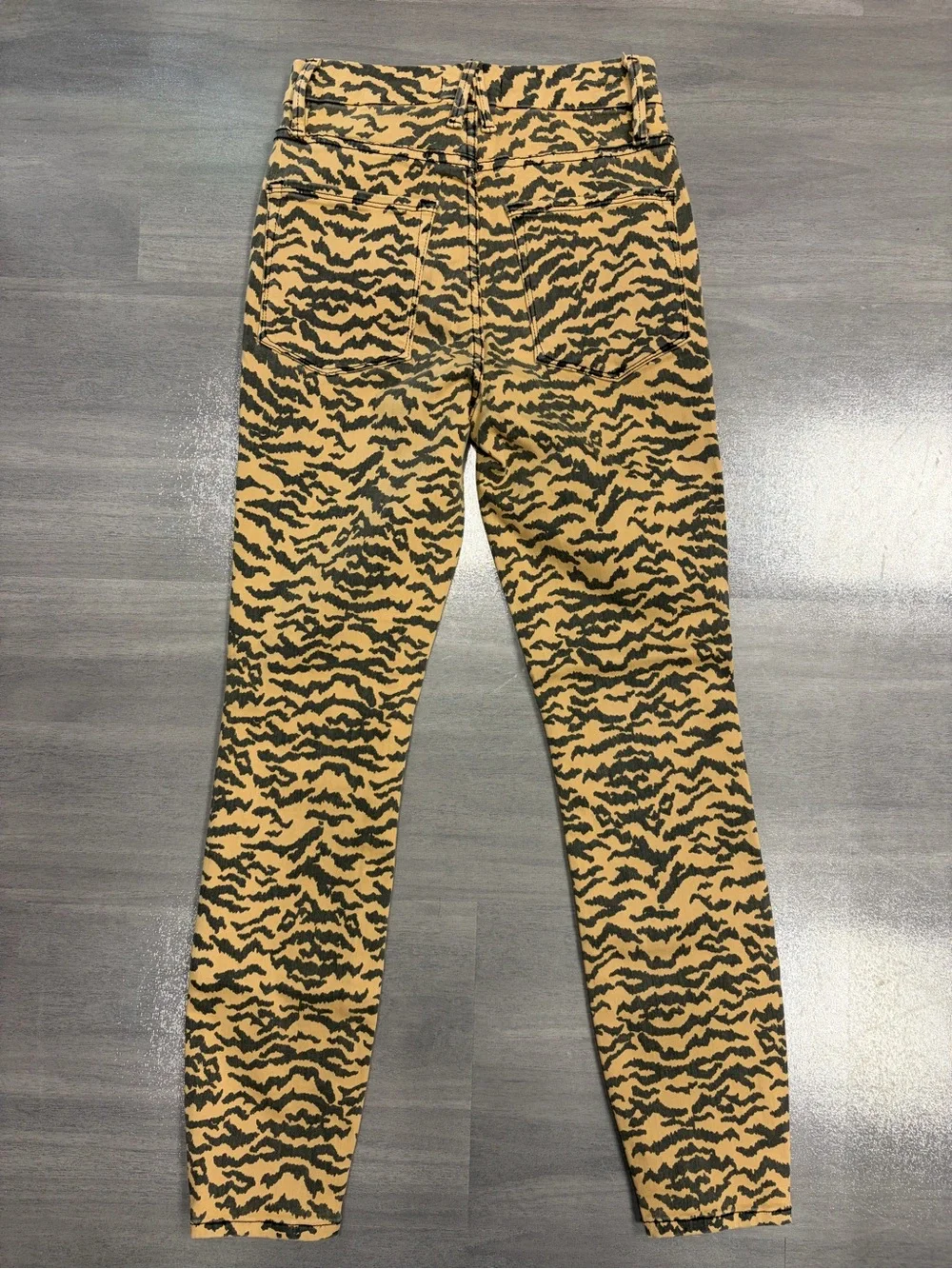 Good American bold tiger