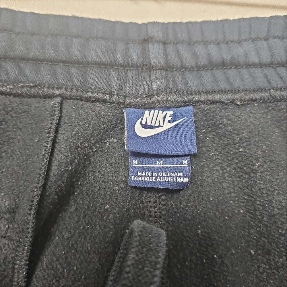 Nike mens medium