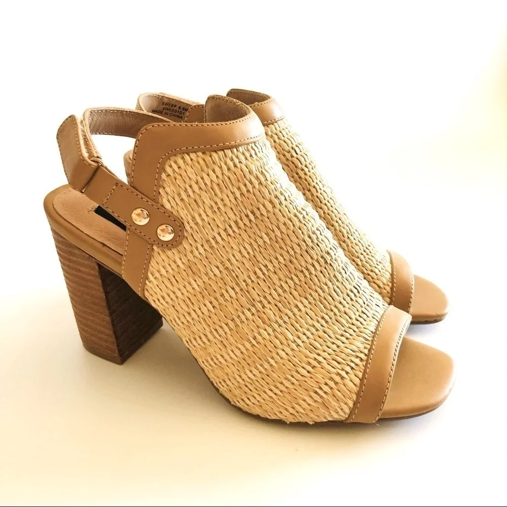 Steve Madden steven by
