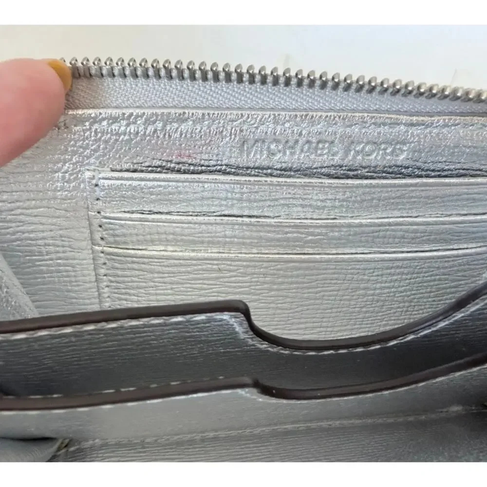 Michael Kors logo find