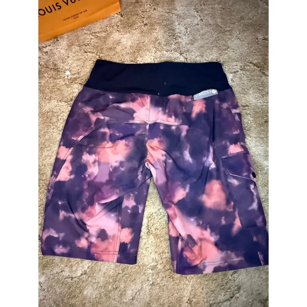 Shredly women’s mountain