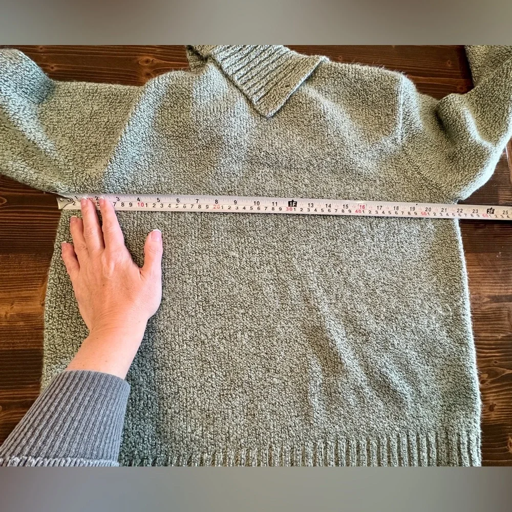 Carolyn Taylor soft turtleneck