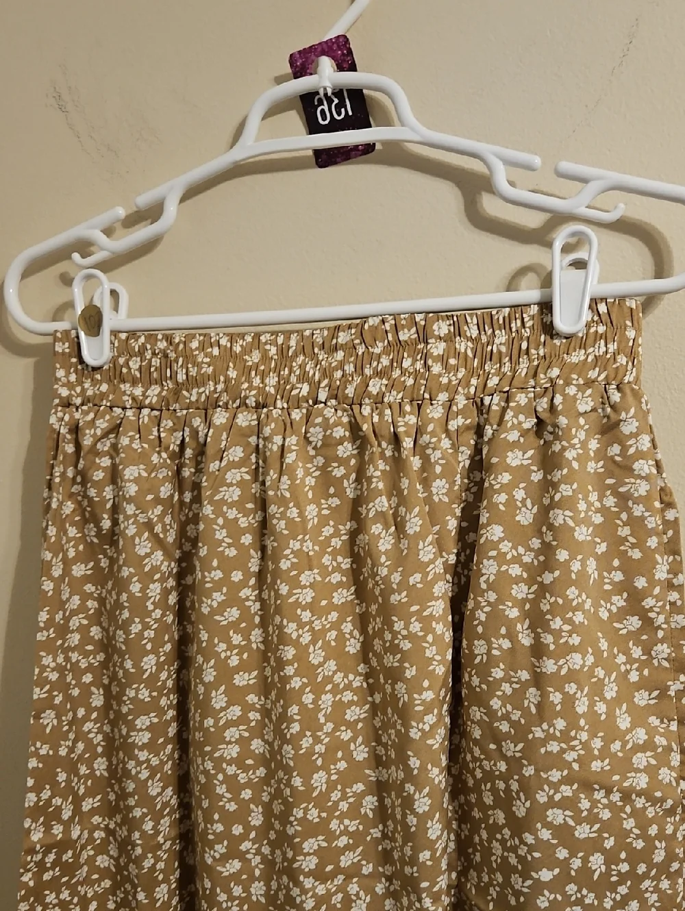 The Unbranded Brand tan white