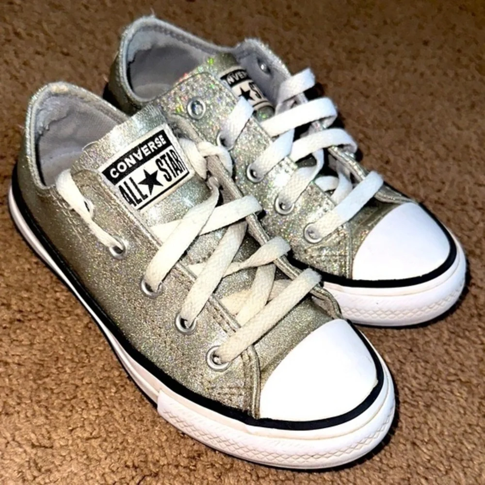 Converse shiny stylish