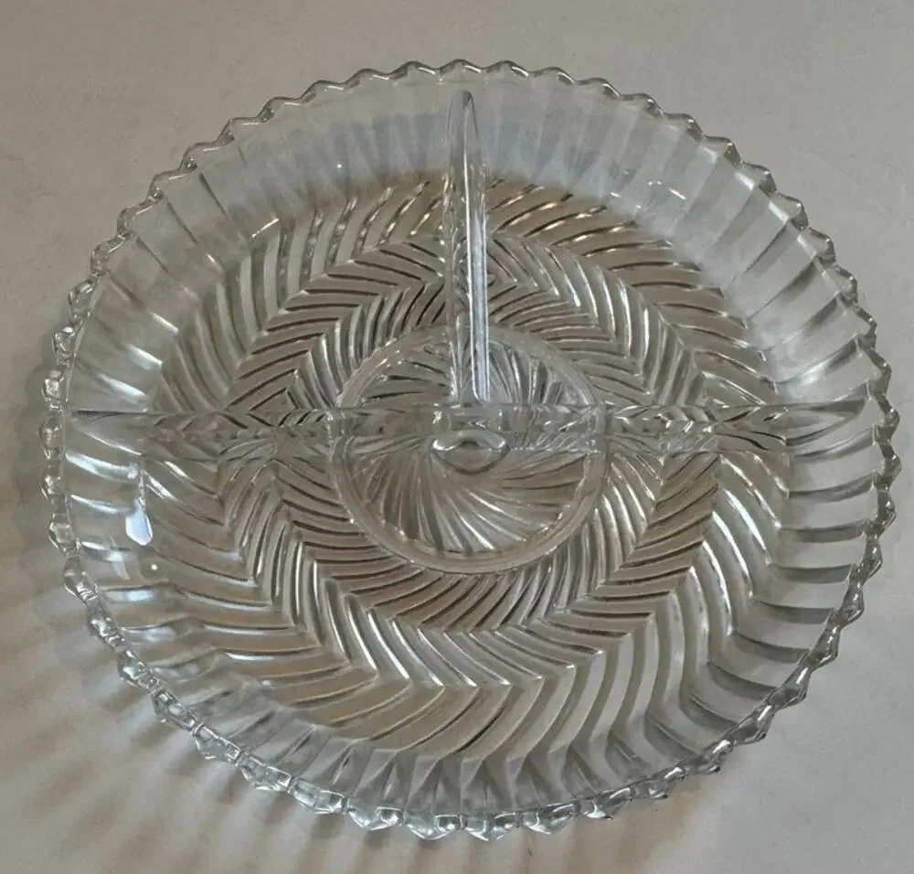 3 Section Divided Herringbone Glass Relish Tray 7