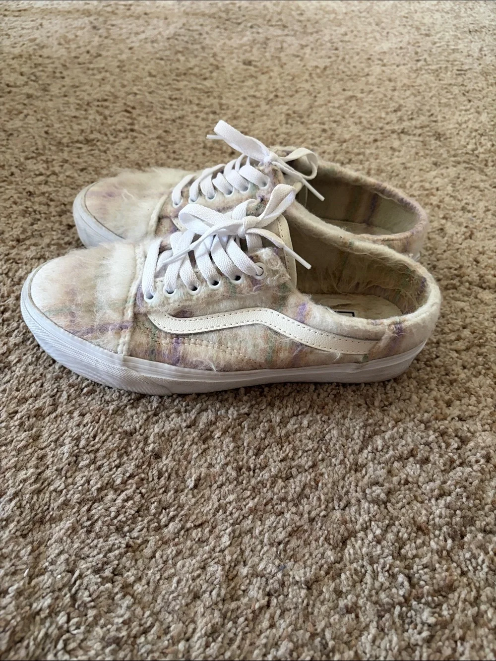 Vans size gently