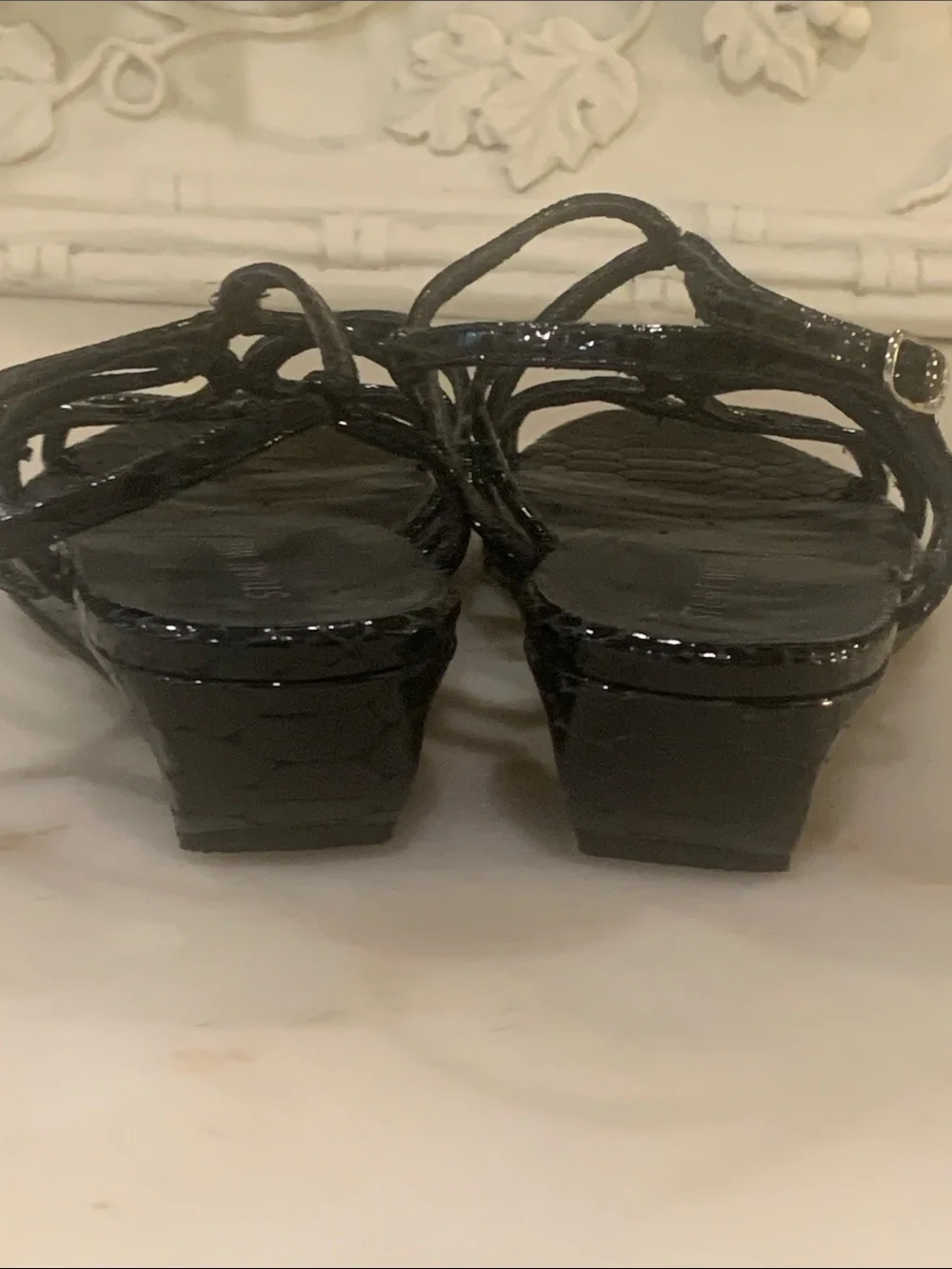 Stuart Weitzman good bin1