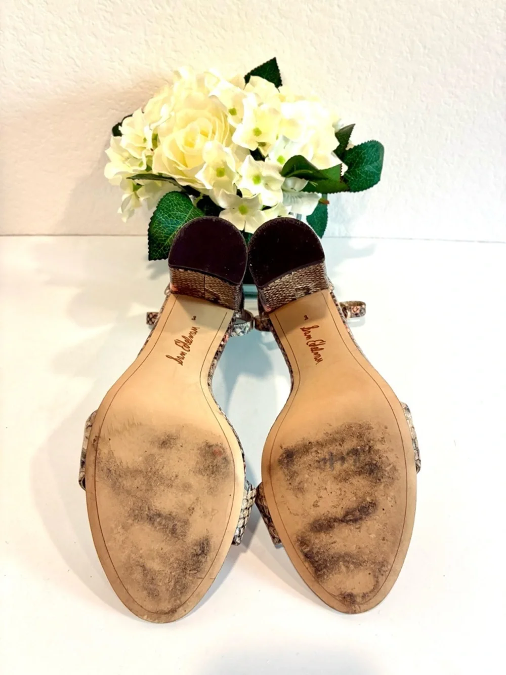 Sam Edelman approx inch