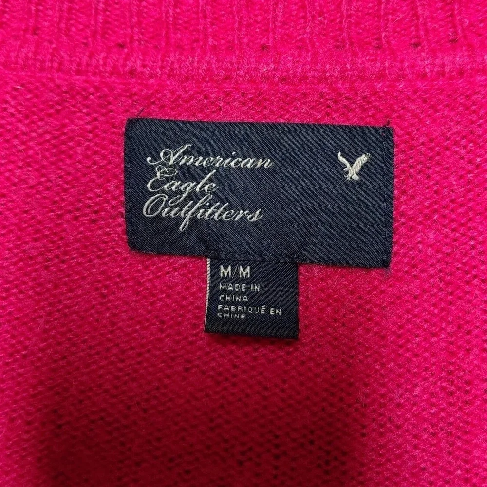 American Eagle Outfitters pink isa