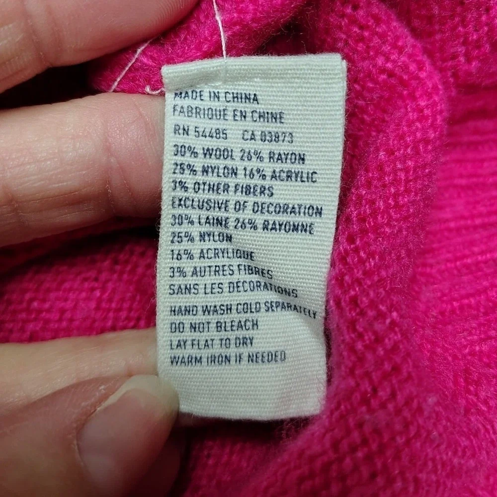 American Eagle Outfitters pink isa