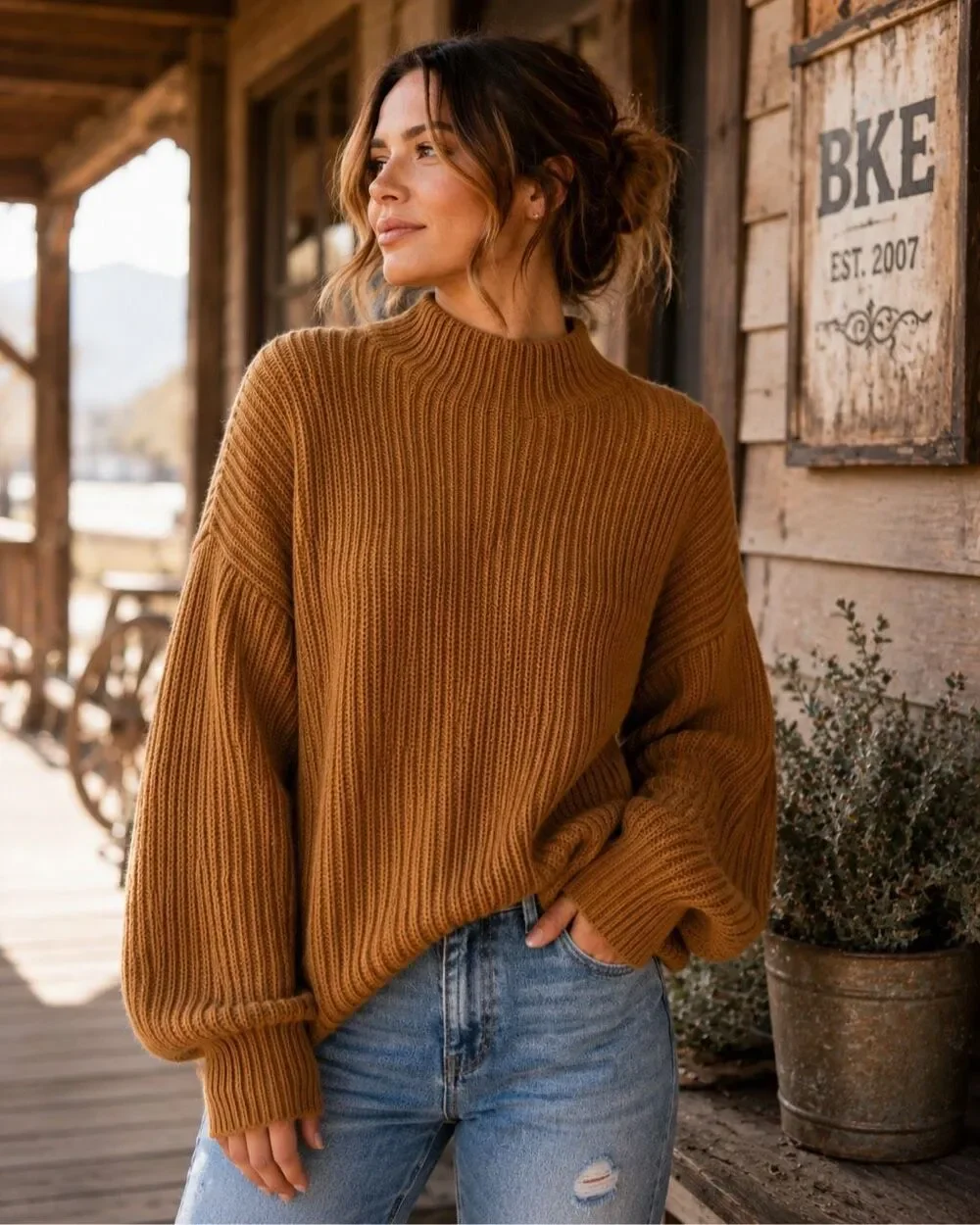 Buckle BKE Caramel Ribbed Mock Neck Sweater Size Small