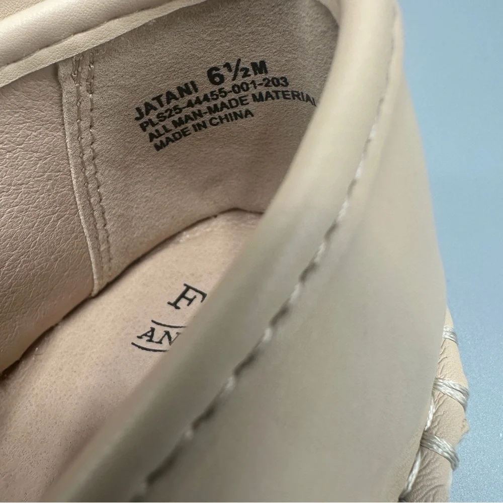 FRYE AND CO. new tag