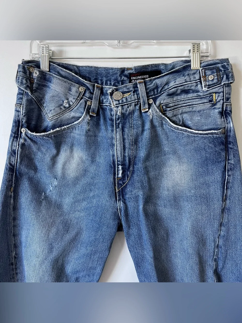 (๑ ⁍̥̥̥᷅ ᴈ⁍̥̥̥᷅) Y (⁌̥̥̥᷄ε ⁌̥̥̥᷄ ๑)  Vintage Levis Engineered Jeans
