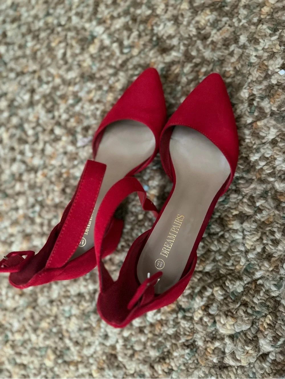 Dream Pairs vibrant red