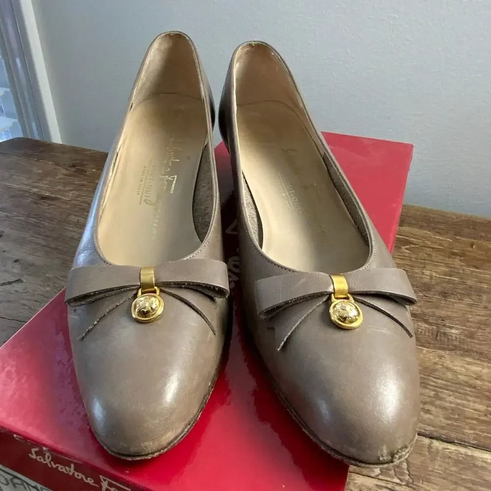 Salvatore Ferragamo Tan leather pumps‎ size 7AAAA