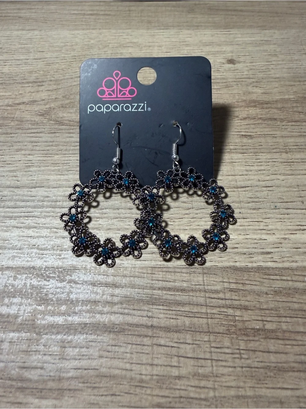 paparazzi hoop earrings