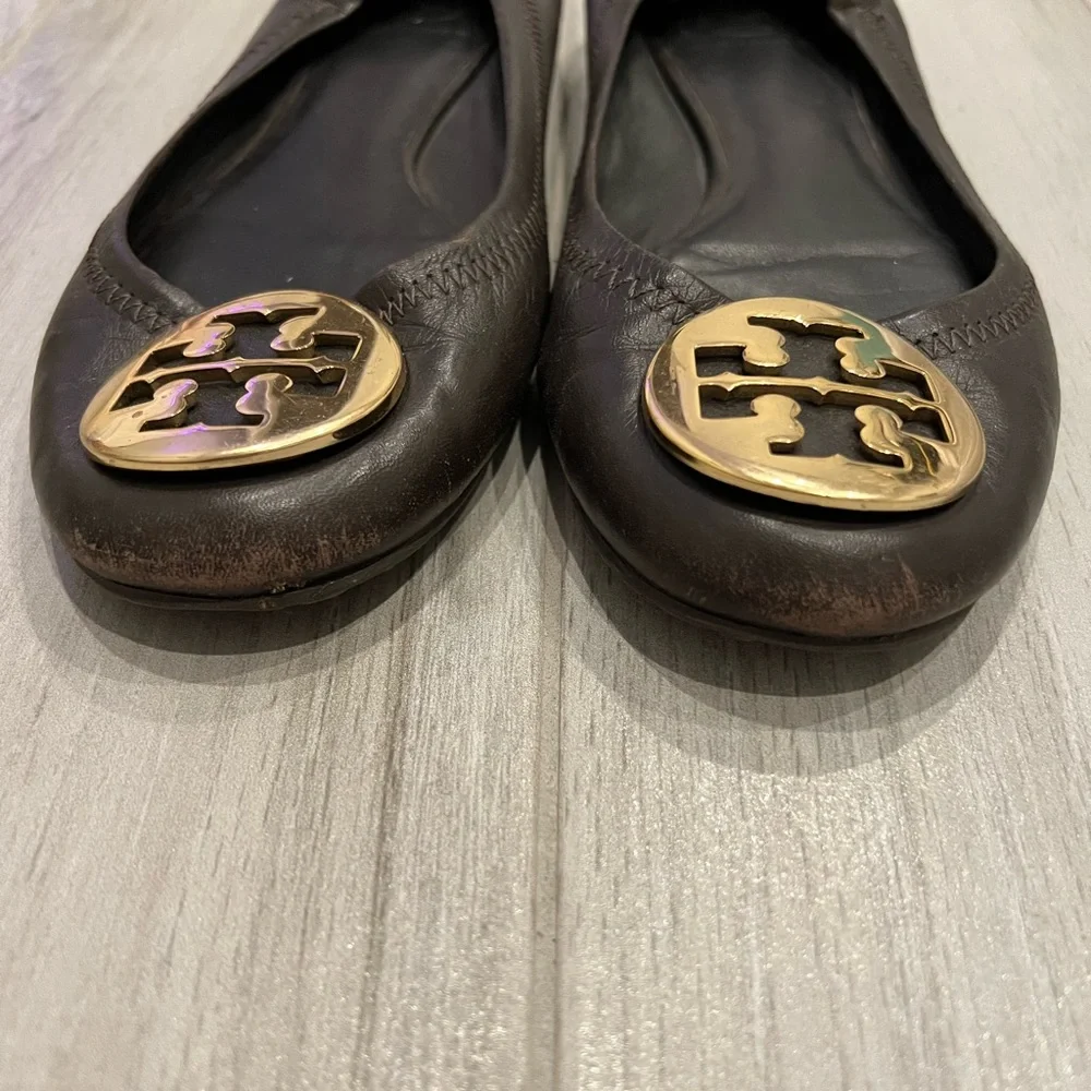 Tory Burch reposhing these