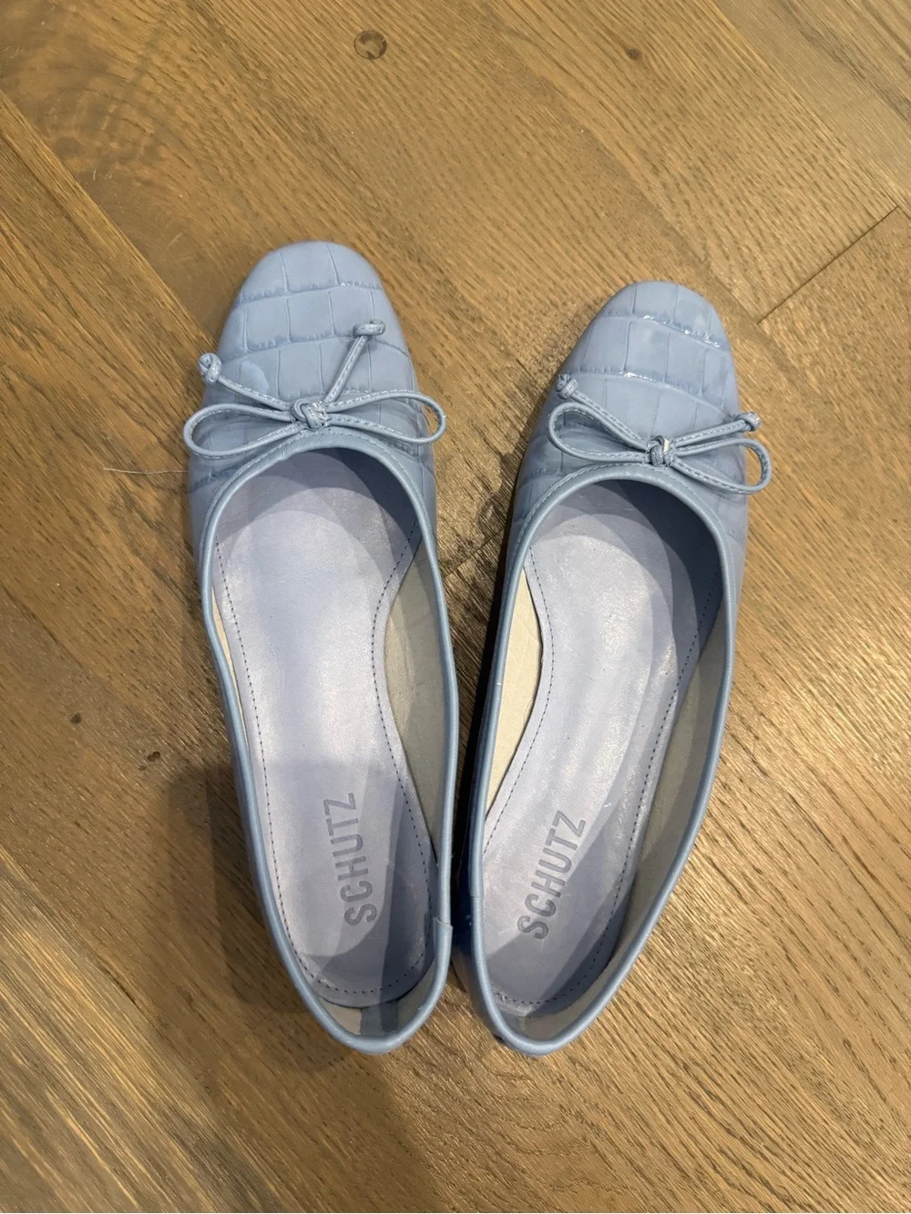 SCHUTZ croc embossed