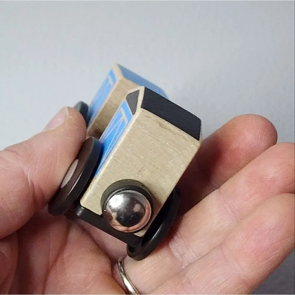 N/A this wooden