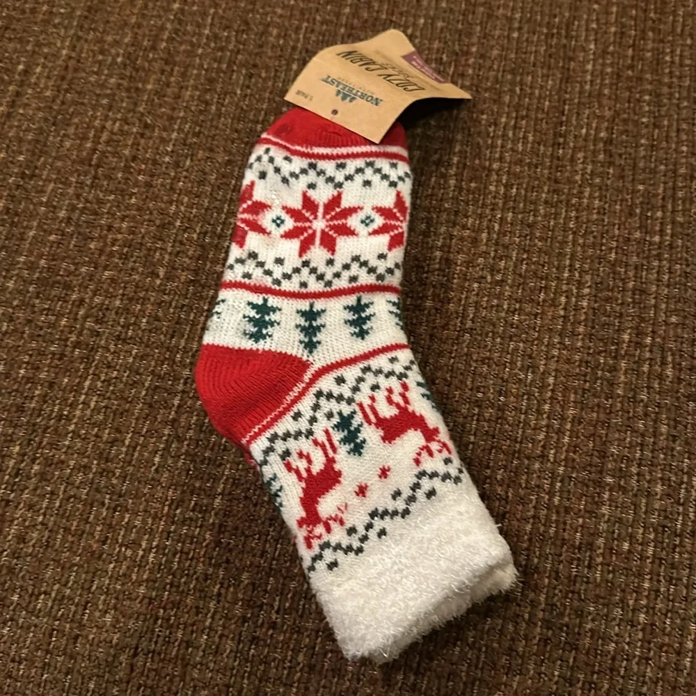 Northeast Outfitters Youth Cozy Cabin Holiday Reindeer Aloe Infused Socks