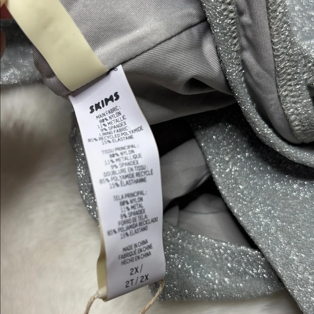 SKIMS nwt glitter