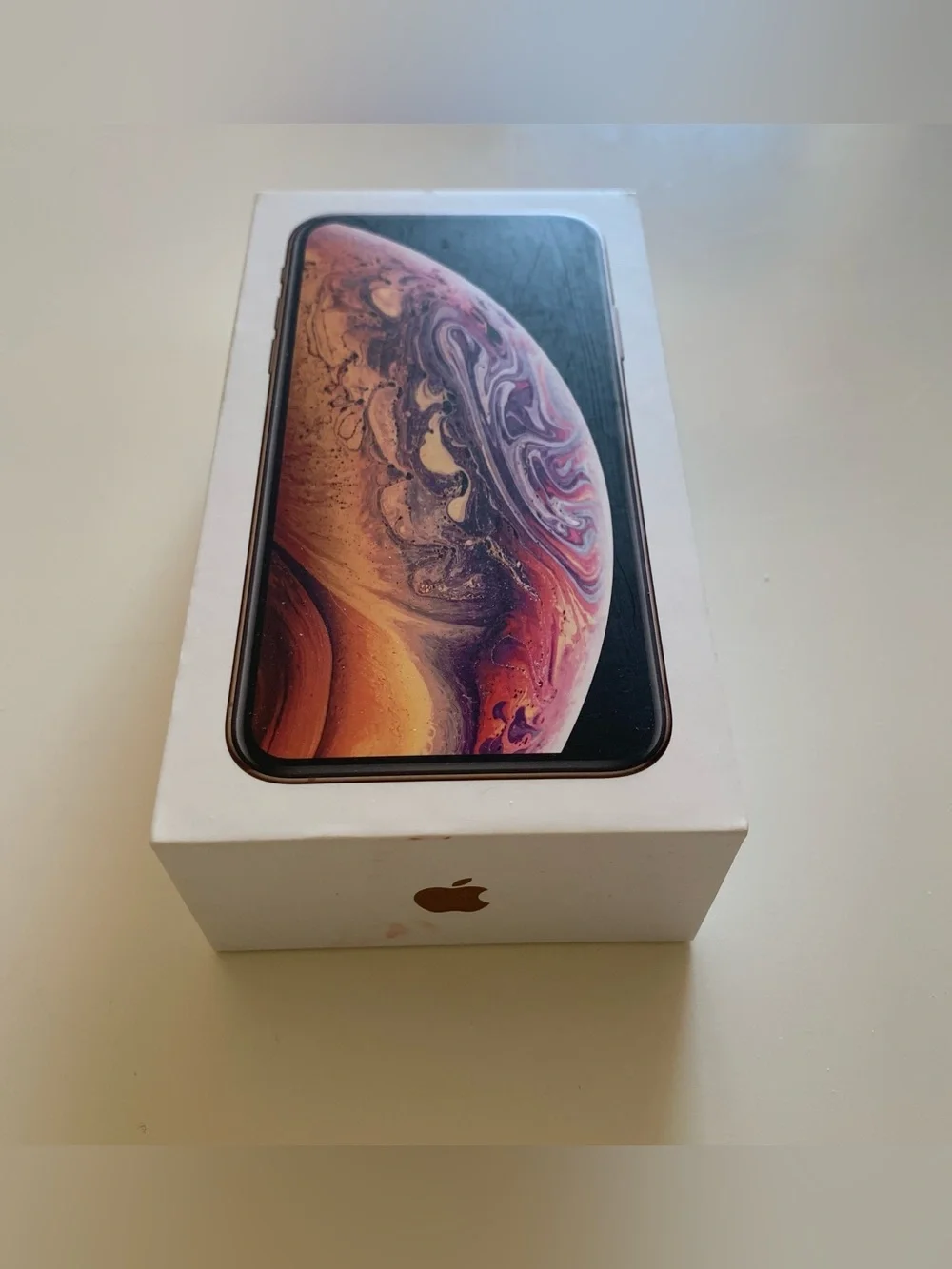 Apple empty iphone