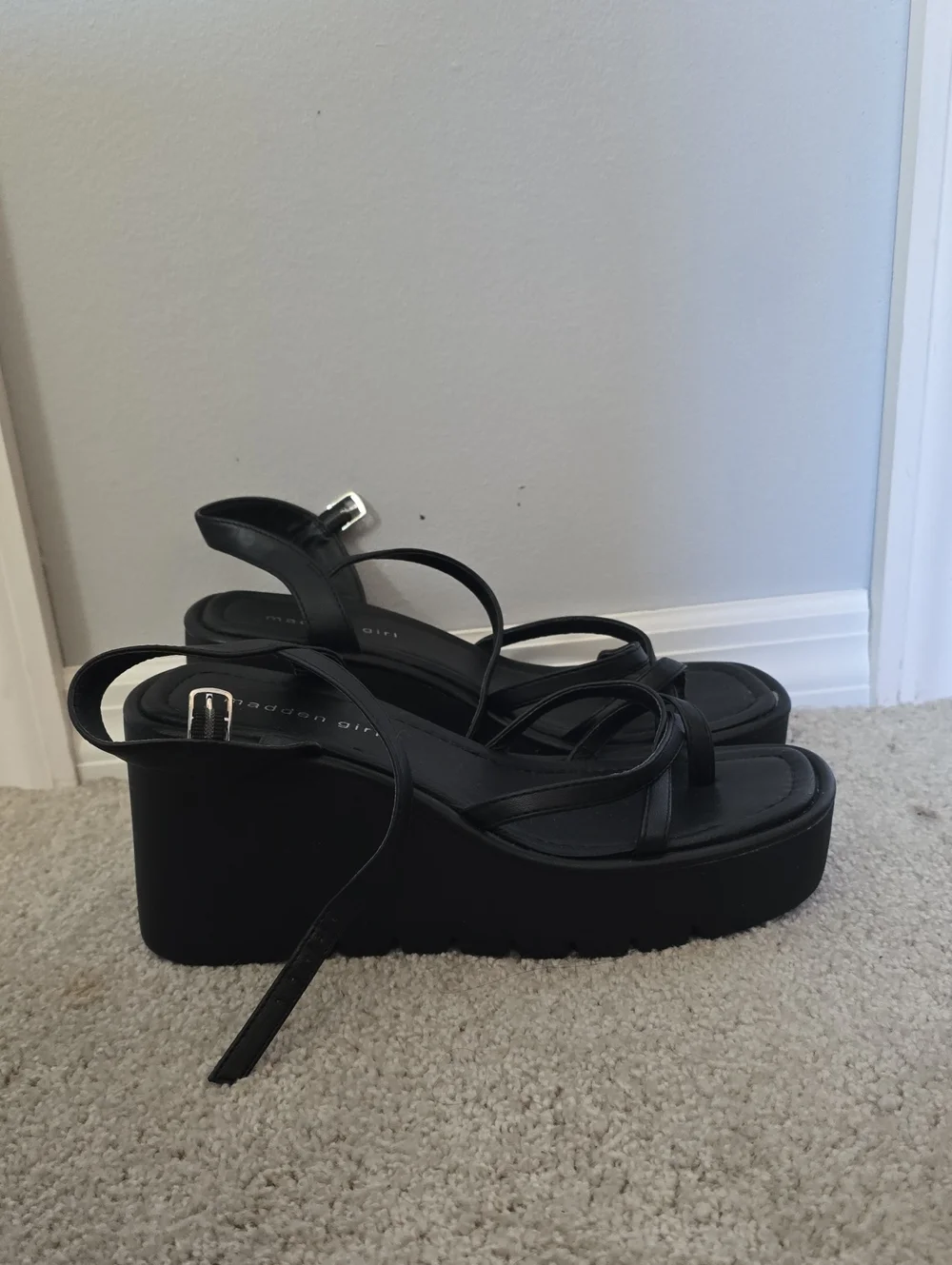 Madden Girl chunky platform