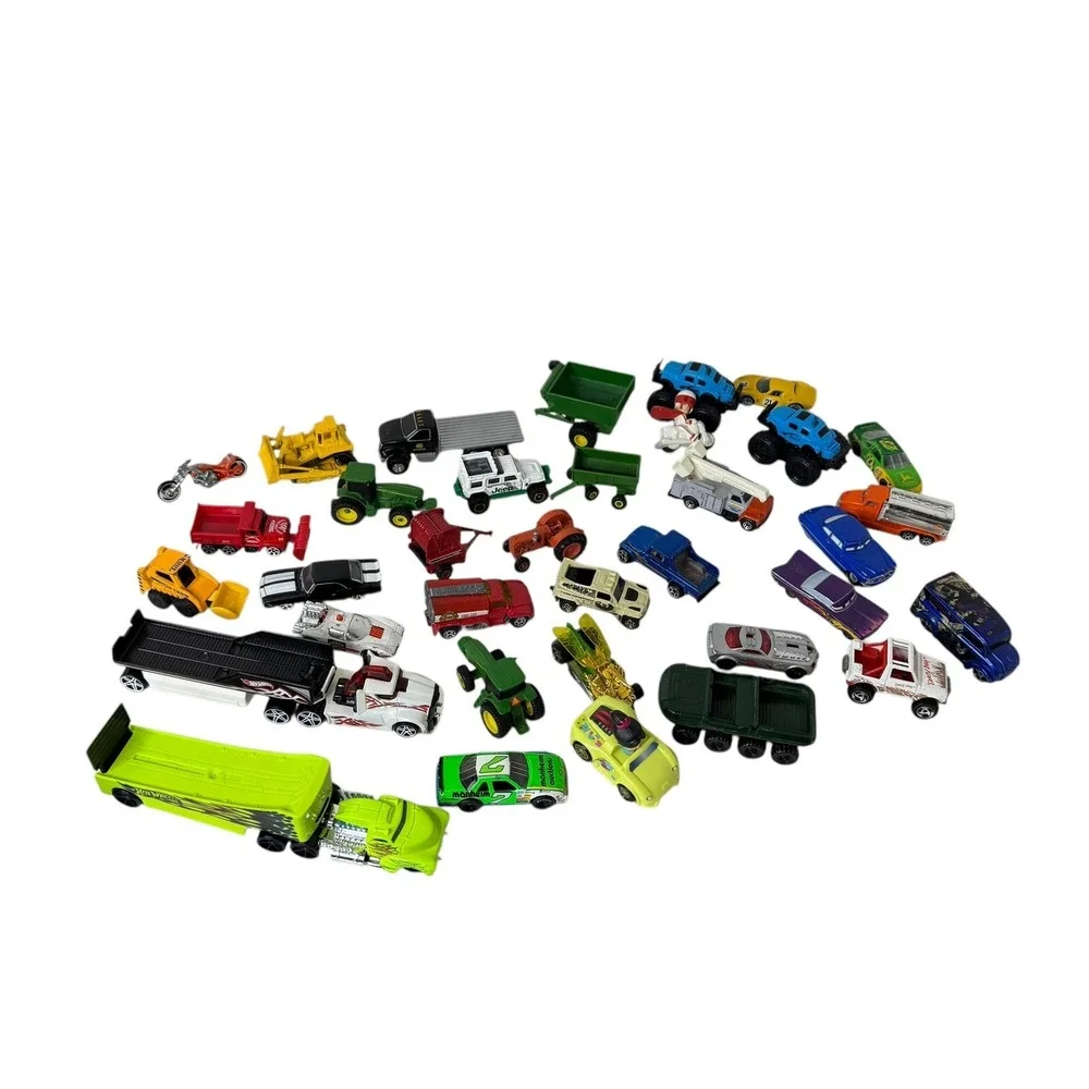 Mixed Lot Of 35 Hot Wheels Matchbox John‎ Deere Vintage Collector