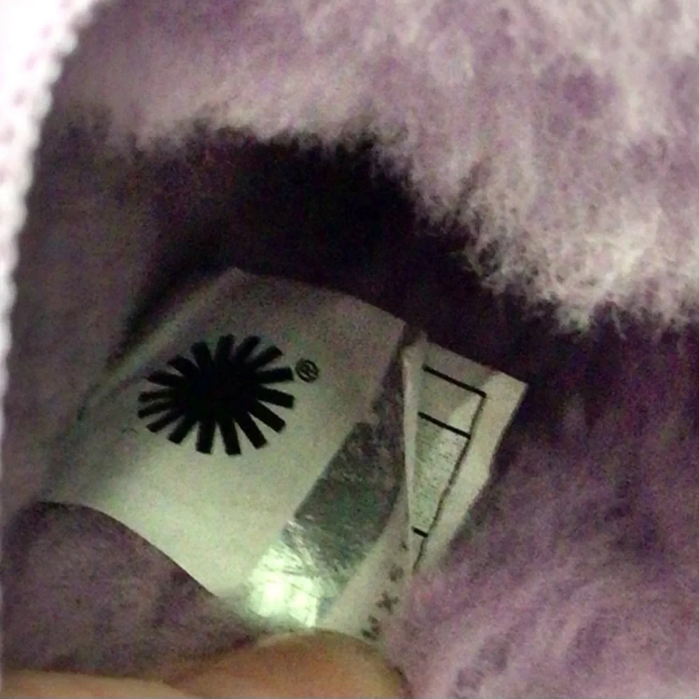 UGG super fluff