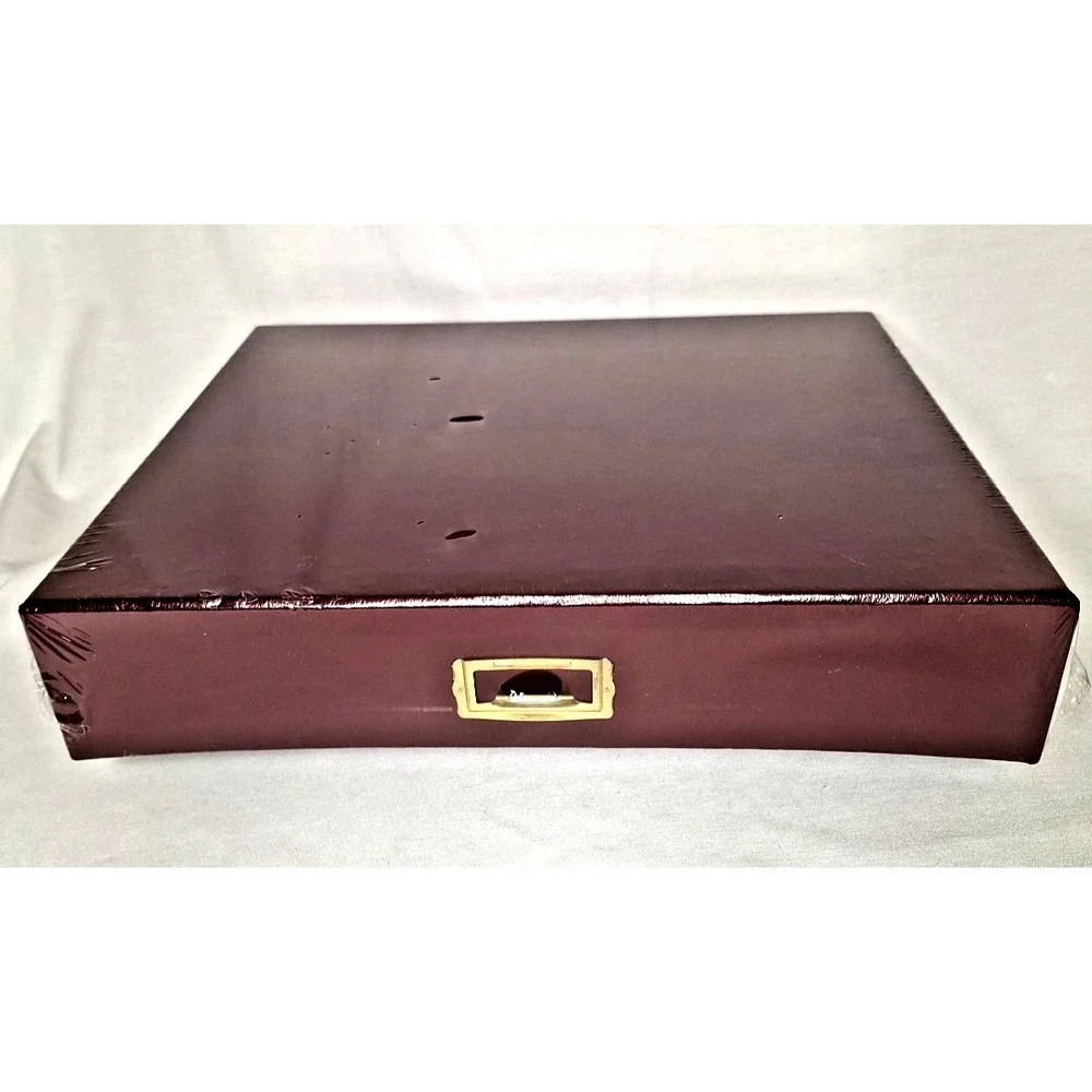 The Unbranded Brand nice vintage