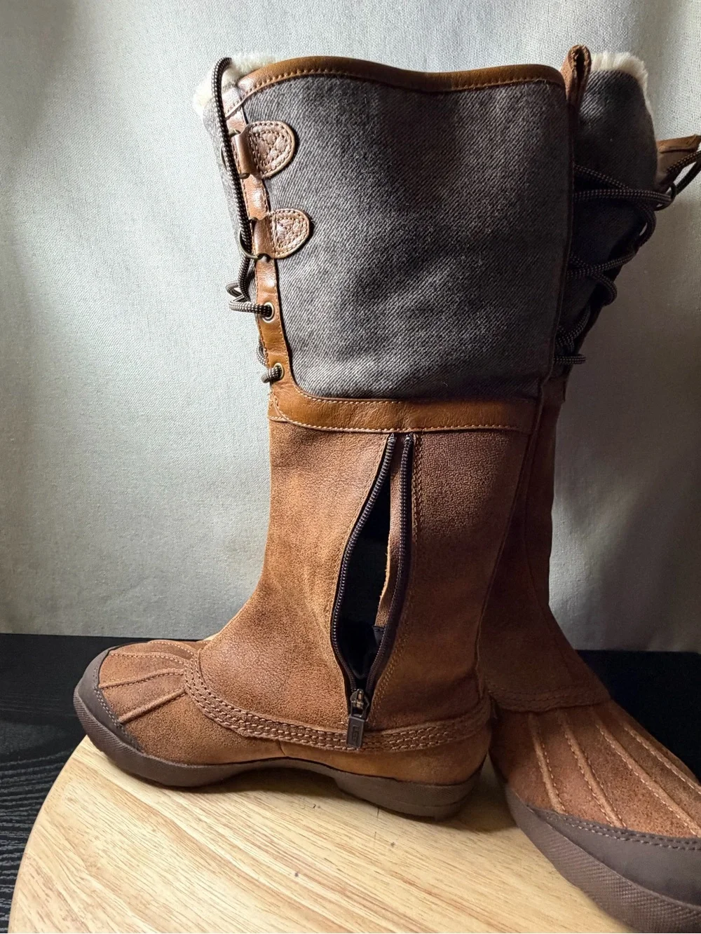 UGG women’s belcloud