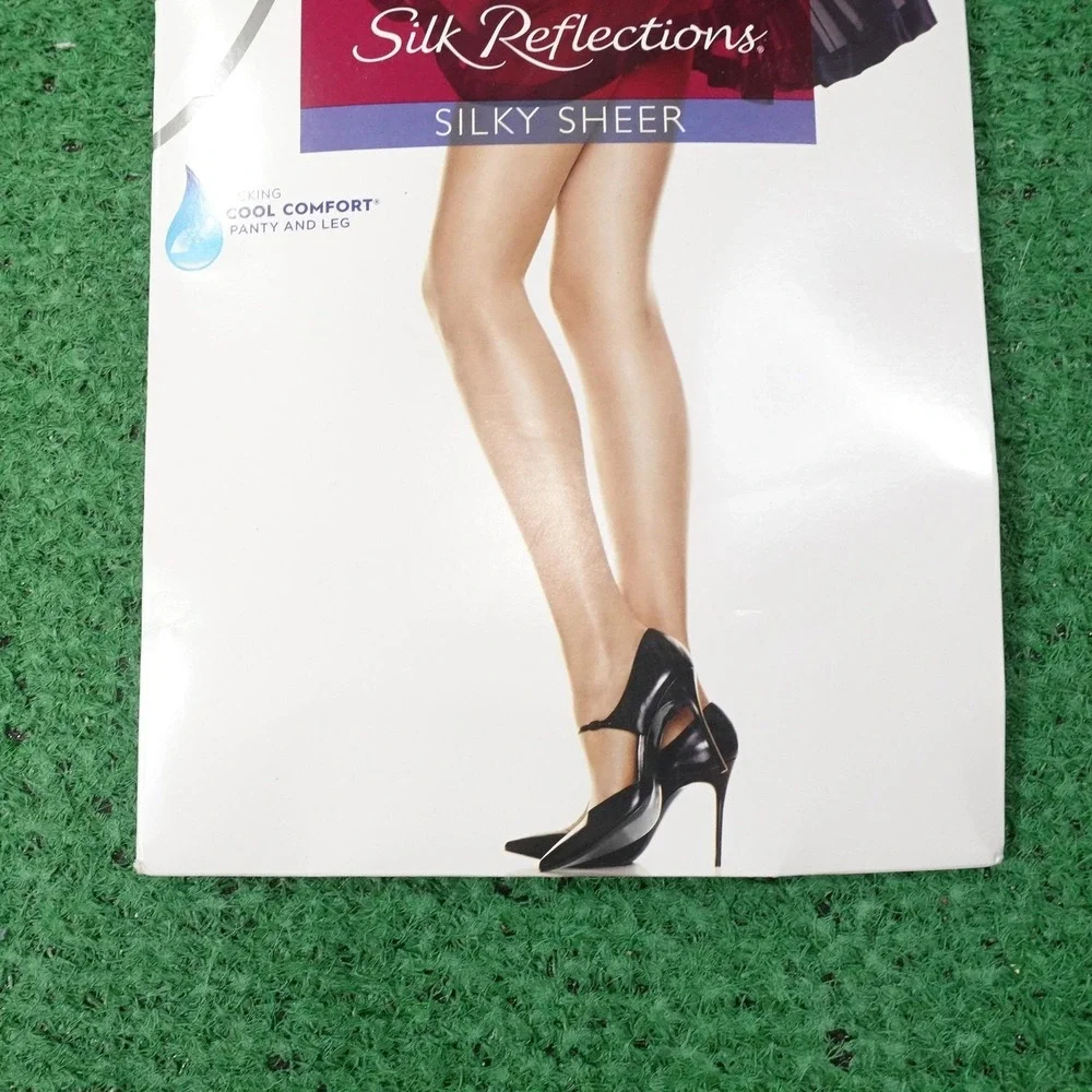 Hanes silk reflections