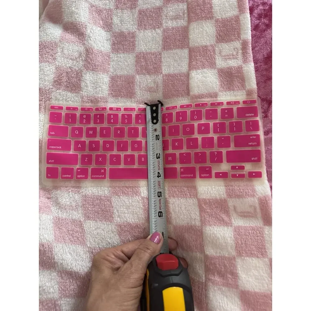Unbranded pink keyboard