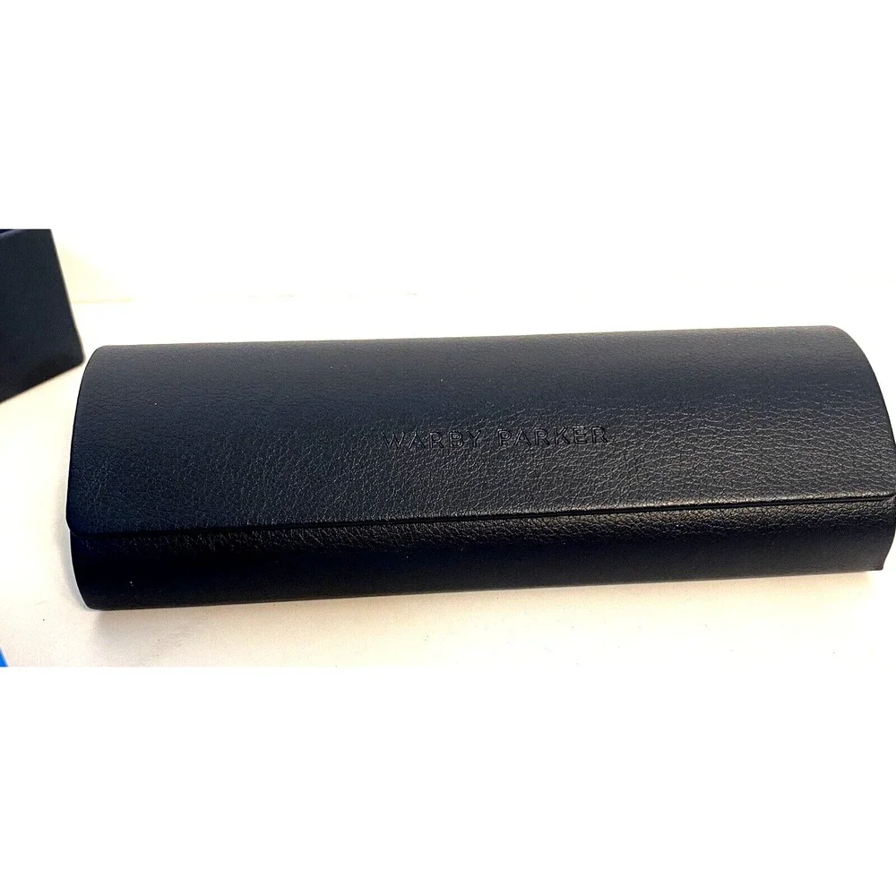 Warby Parker set box feature