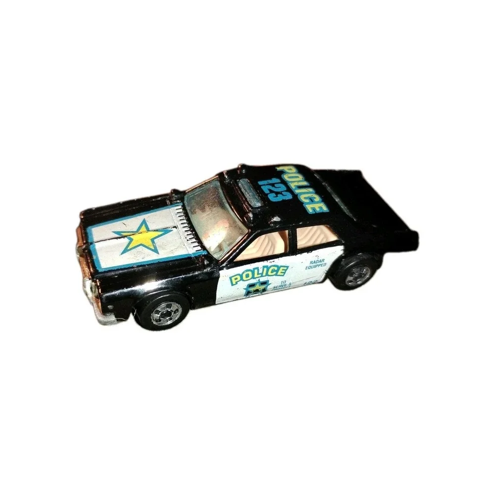 HOT WHEELS 7 SPOKE POLICE CAR 123 MALAYSIA 1977 