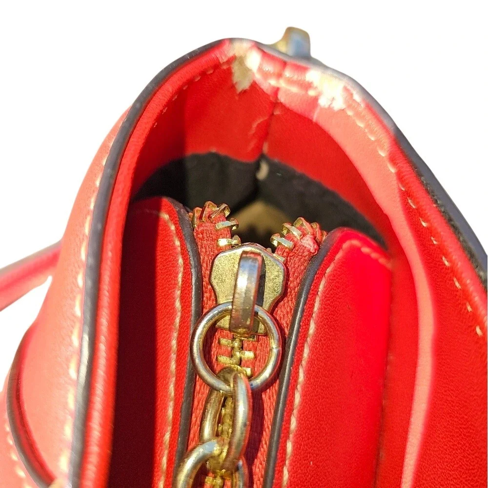 Anne Klein classic style
