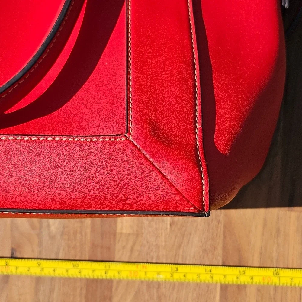 Anne Klein classic style