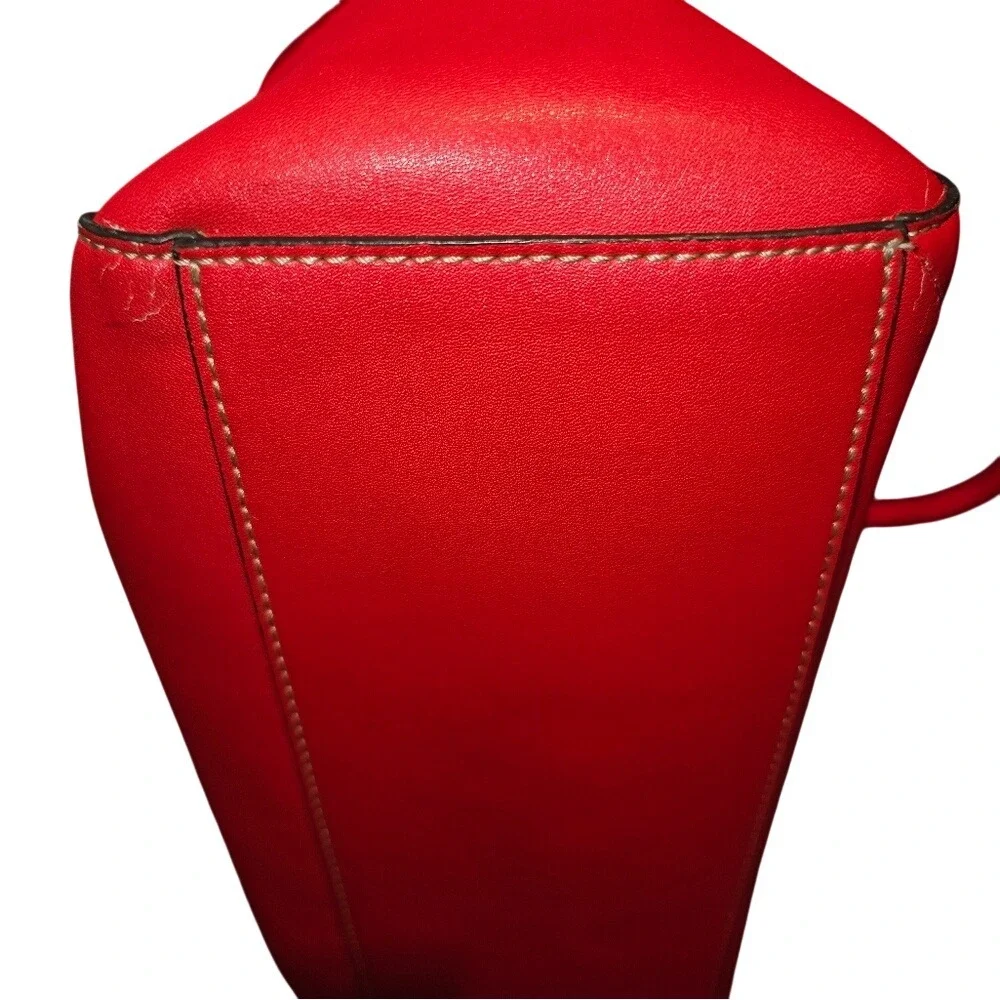 Anne Klein classic style