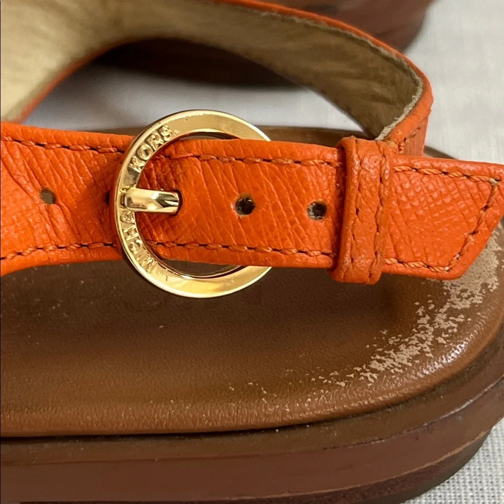 🌞 Michael Kors T-Strap Sandals in Tangerine with Gold Plate women 6.5