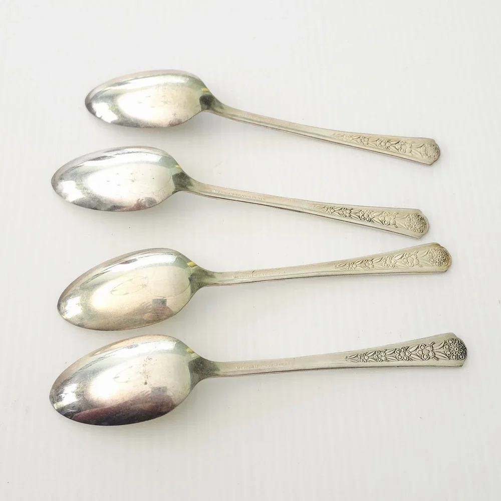 Meriden/International Silver meriden silverplate
