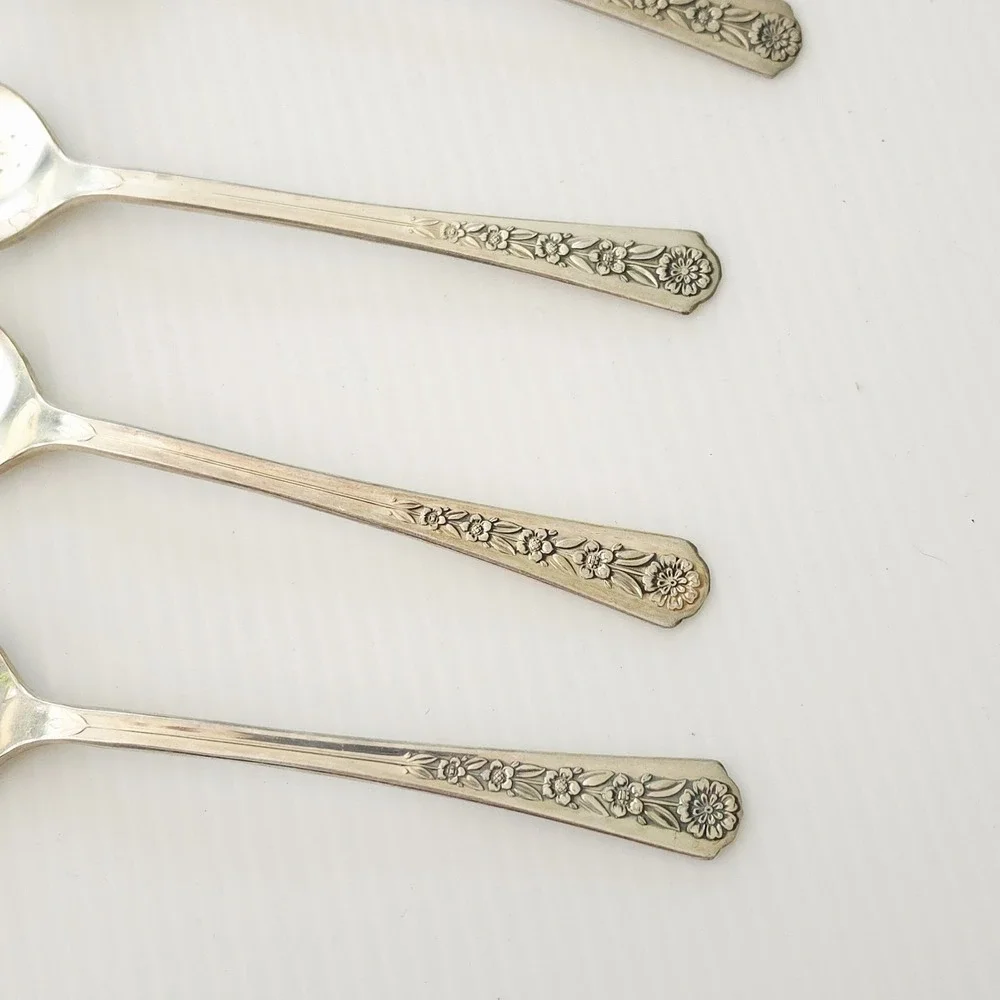 Meriden/International Silver meriden silverplate
