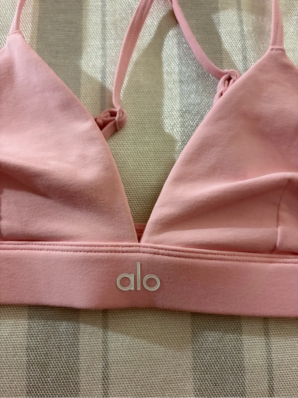 ALO Yoga new tags