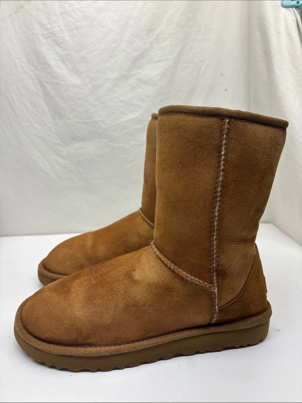 UGG used good