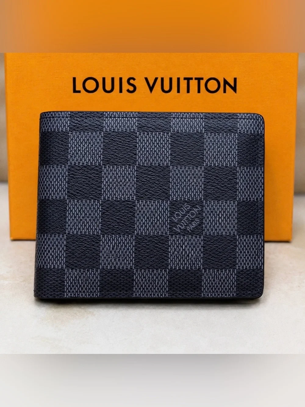 Black & Gray LV Checkered Bifold Wallet – Multiple Card Slots