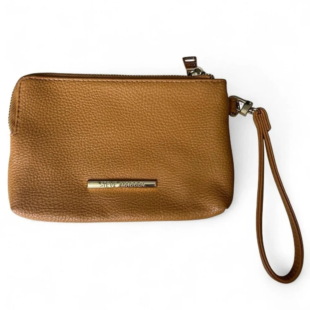 Steve Madden add pop