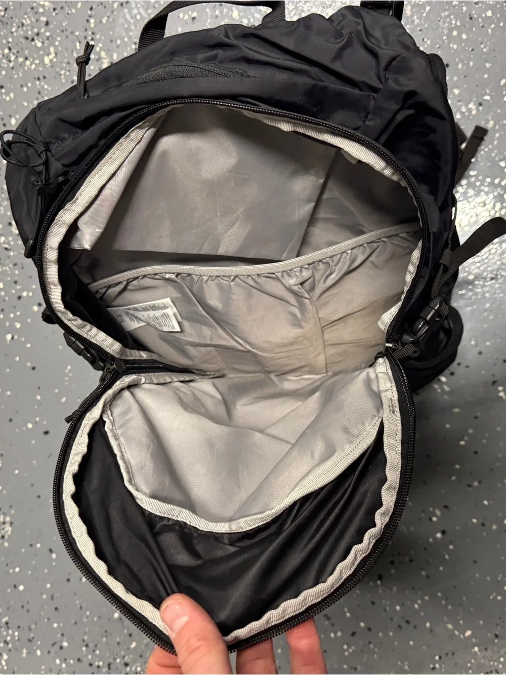 Salomon durable backpack