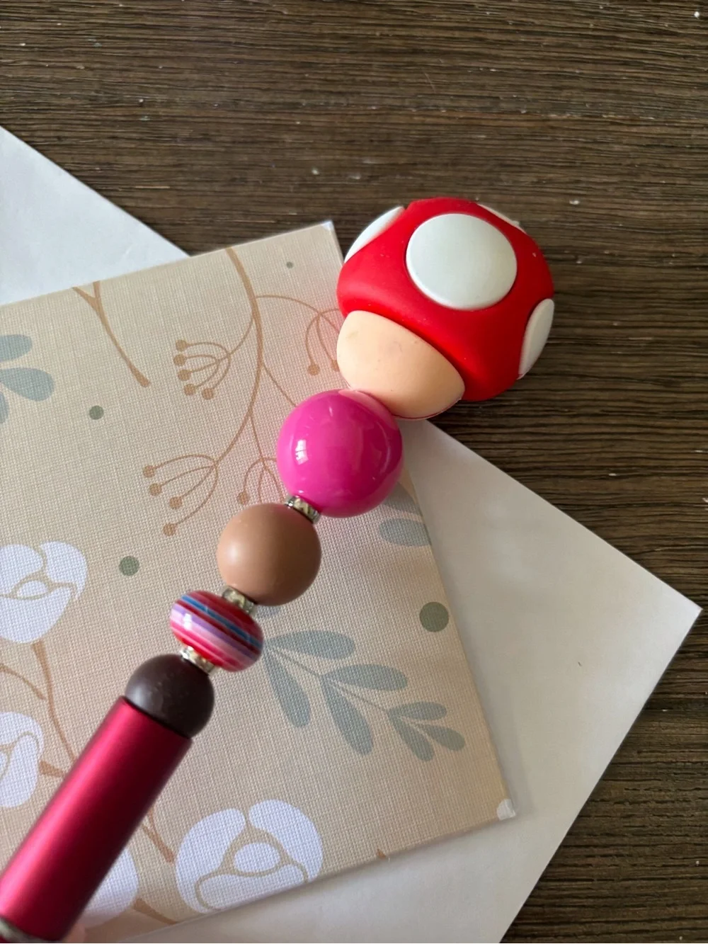 Studio 120 mario red
