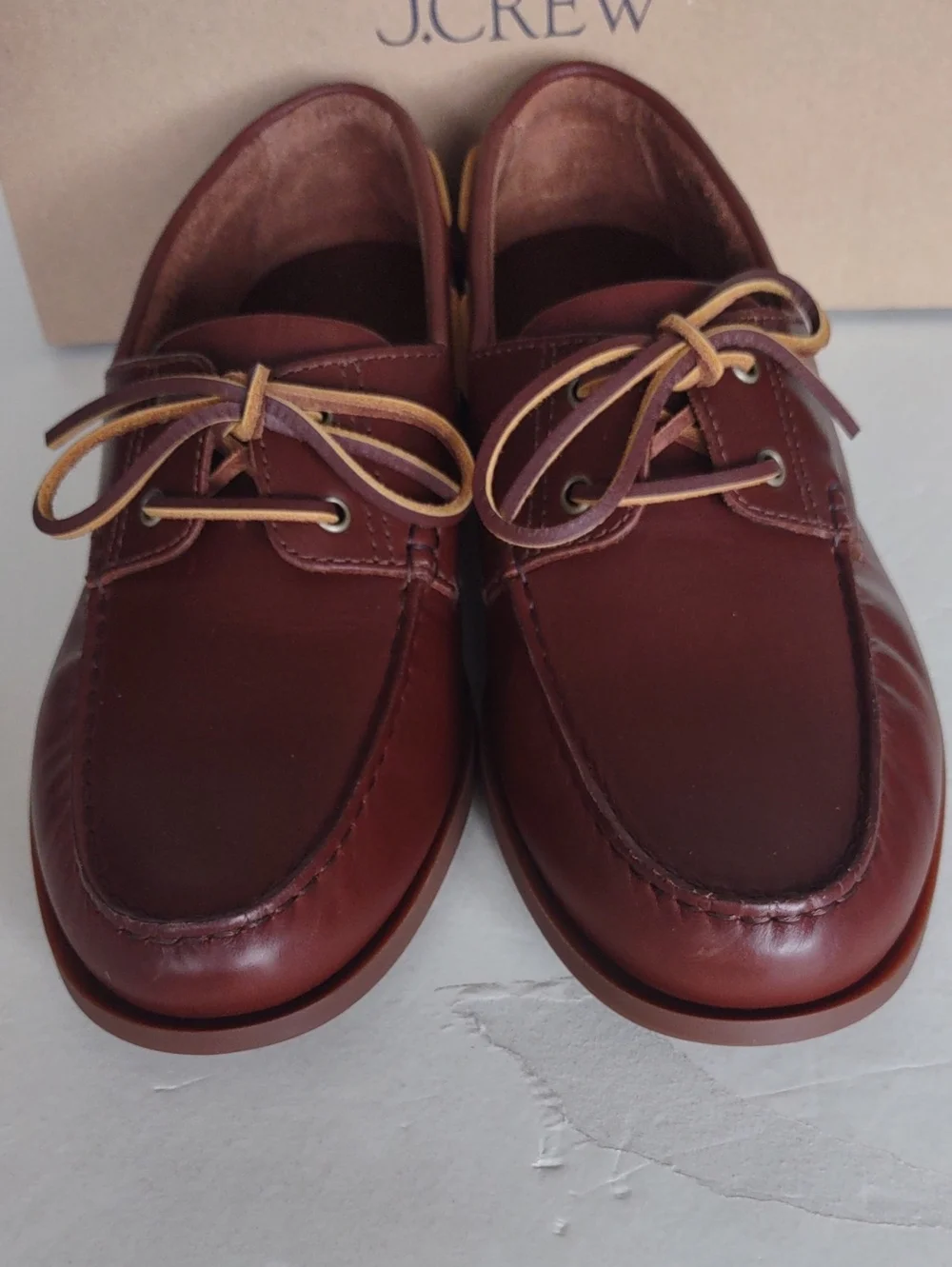 BRAND NEW J. Crew Men’s Chestnut Brown Leather Boat Shoes with Tan Laces