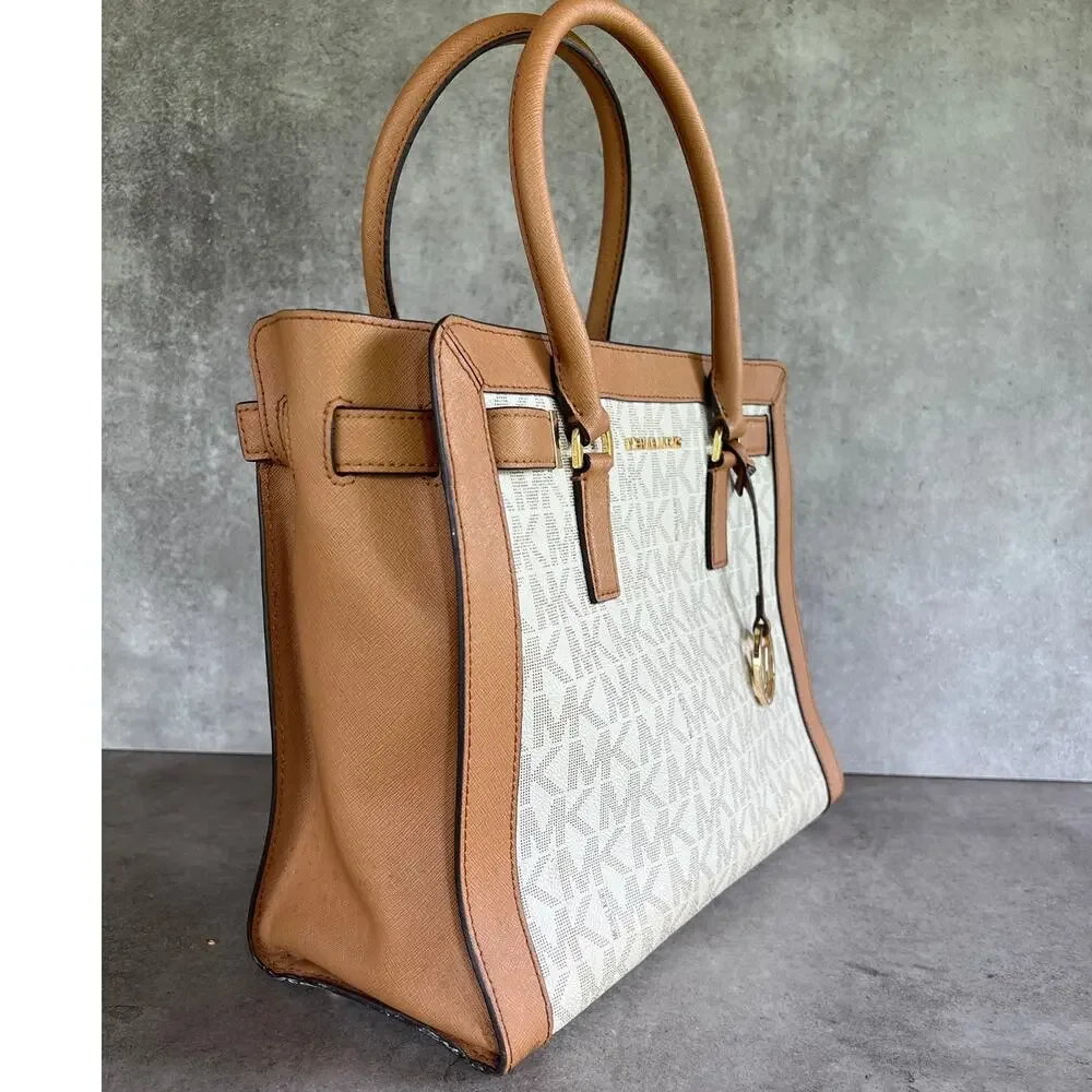 Michael Kors travel welcome+feel free